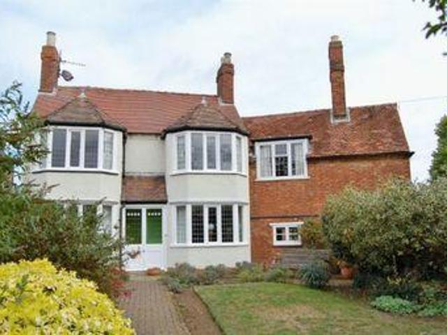 House for sale in Northampton, Northamptonshire