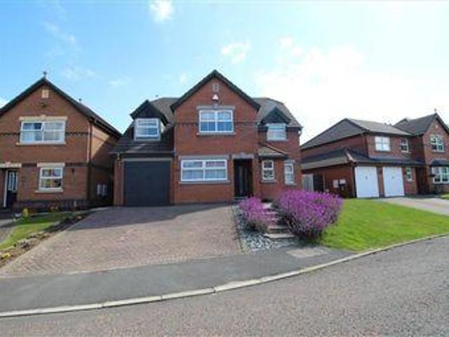 House for sale in Roby Mill, Lancashire