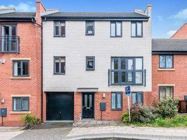 House for sale in Stoke-on-Trent