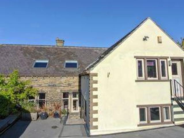 House for sale in Holmfirth, West Yorkshire