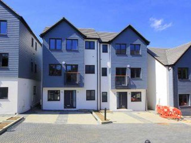 House for sale in Pouchen End, Hertfordshire