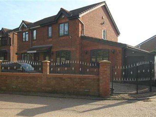 House for sale in Higher Bartle, Lancashire