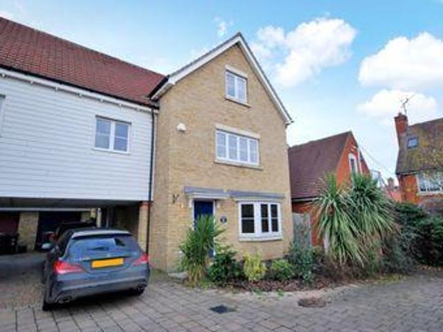 House for sale in Duton Hill