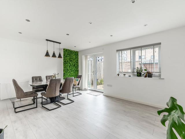 House for rent in Harrow Weald, Greater London