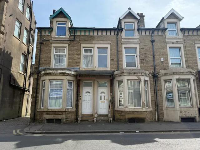 House for rent in Poulton-le-Sands, Bare