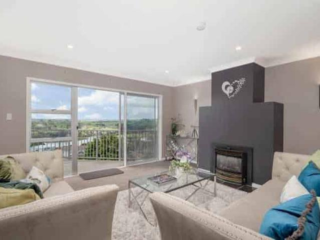 House for rent in Howick, Oroua County