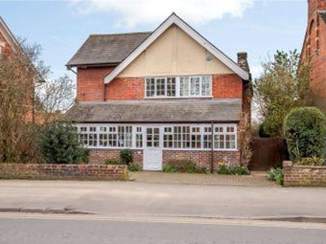House for sale in The Slade, Oxfordshire