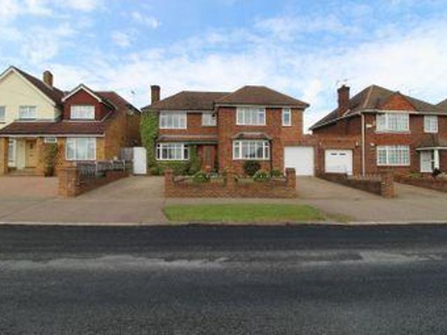 House for rent in Pouchen End, Hertfordshire