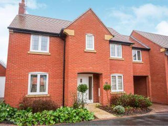 House for sale in Elmfield, Leicestershire