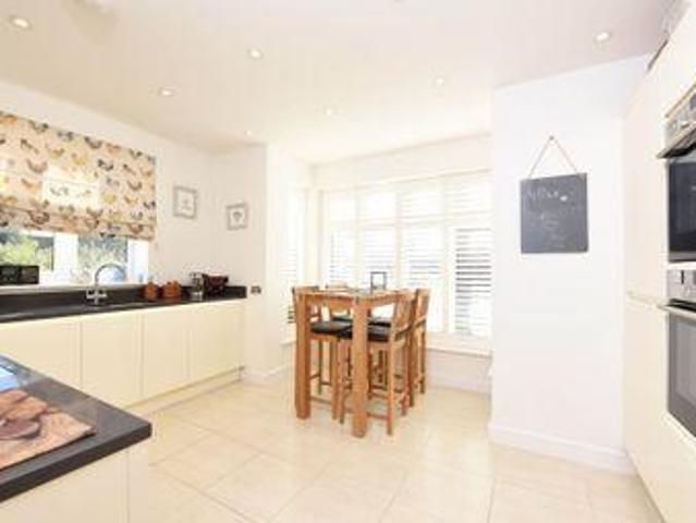 House for sale in Heol-las, Surrey