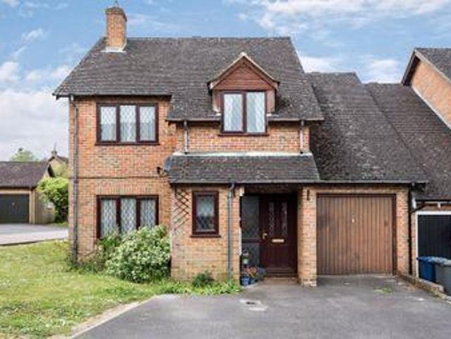 House for sale in Fole, Surrey