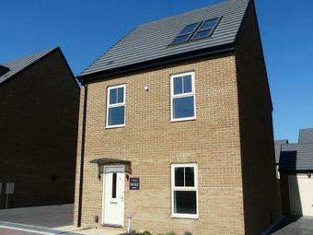 House for sale in Ossett, West Yorkshire