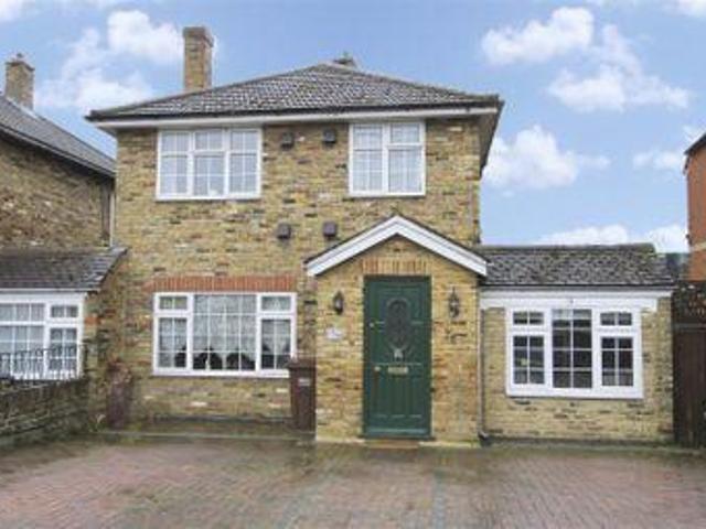 House for sale in Uxbridge, Greater London