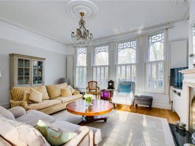 House for sale in Richmond Hill, Deepcut