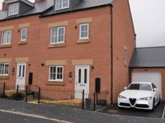 House for sale in Stoke-on-Trent