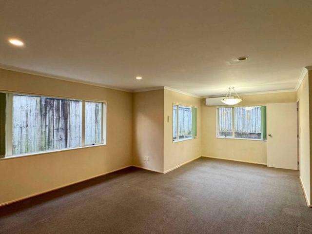 House for rent in Howick, Oroua County