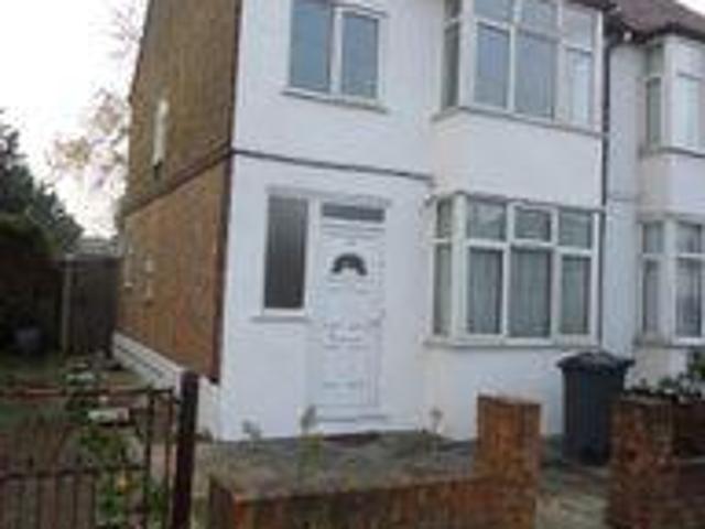 House for rent in London Borough of Hounslow, Feltham