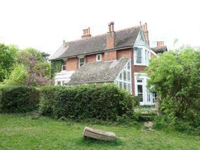 House for rent in Hillview, Surrey