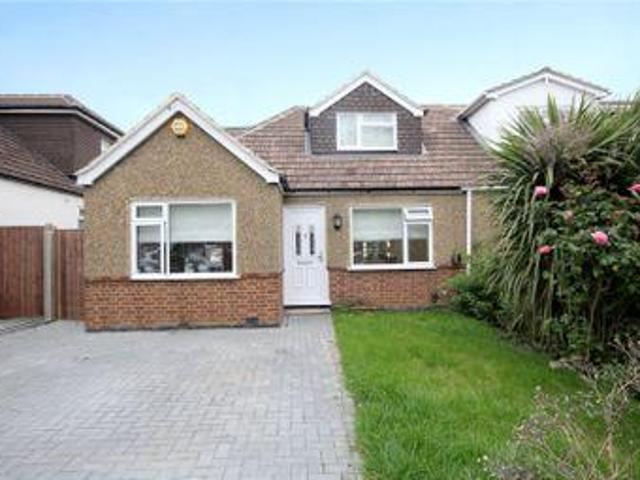 House for rent in Row Town, Surrey