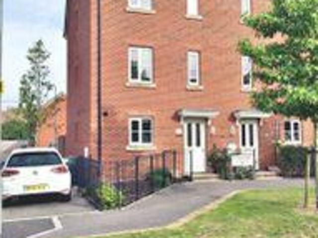 House for rent in Falcon Lodge, Wales
