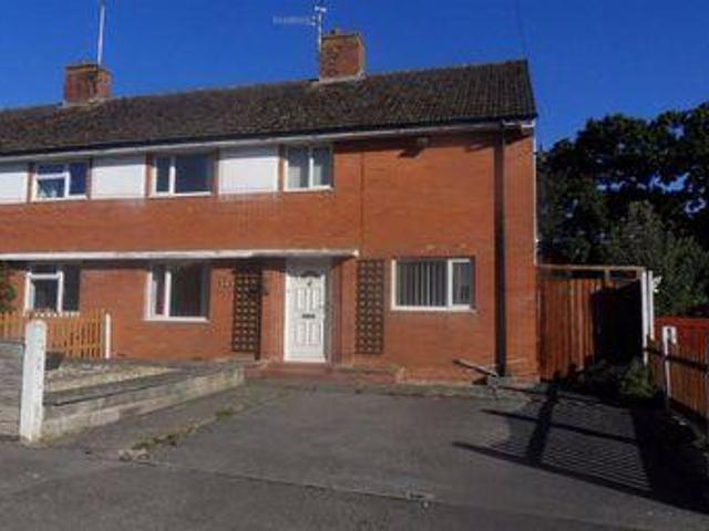 House for rent in Llanbadoc, Wales