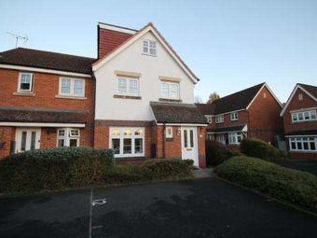 House for rent in Green Close, Warwickshire