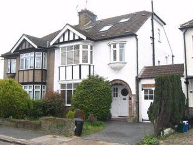 House for rent in Twickenham, Greater London