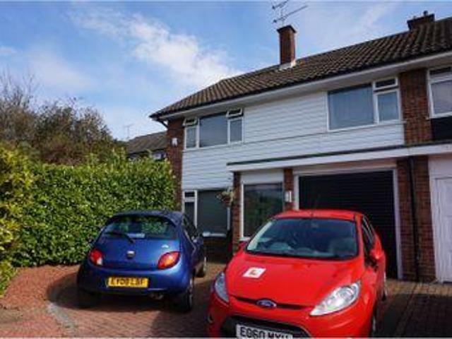 House for rent in Navestock Side, Essex