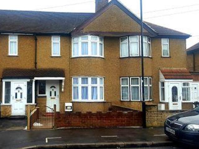 House for rent in London Borough of Hounslow, Feltham