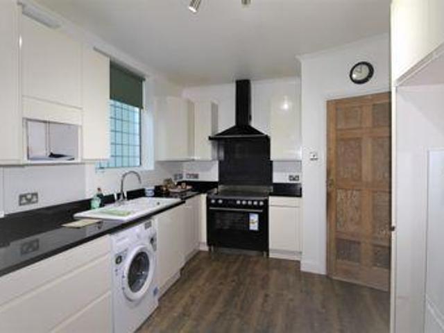House for rent in Surrey