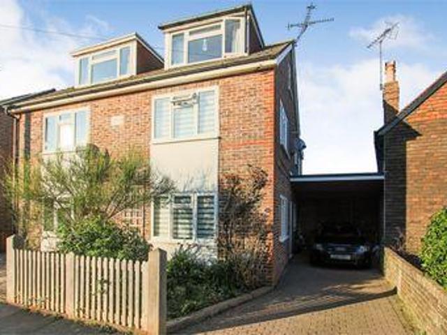House for sale in Perryfields, West Sussex