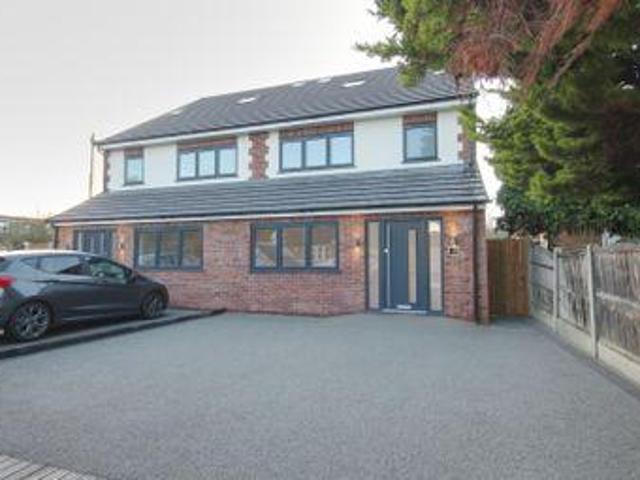 House for sale in Upminster, Greater London