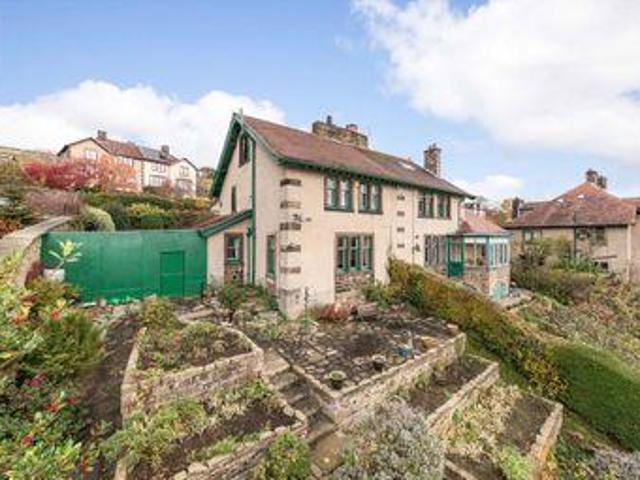 House for sale in Keighley, West Yorkshire