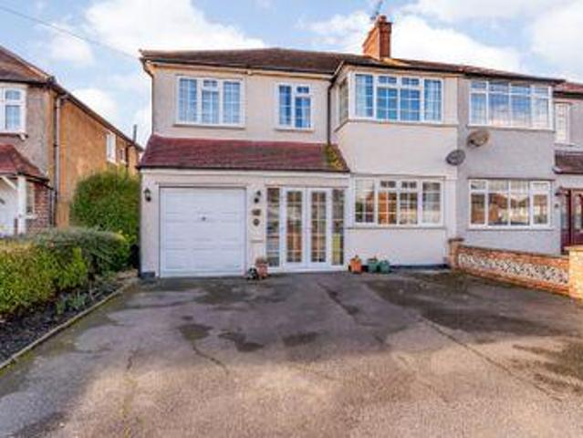 House for sale in New Malden, Greater London