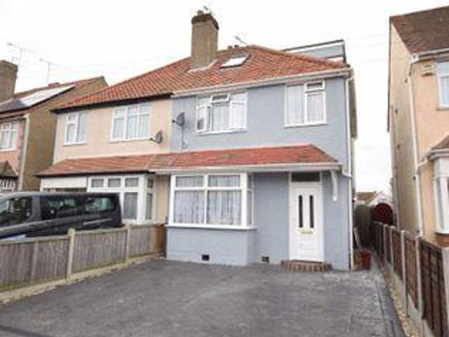 House for sale in Dale Hill, Essex
