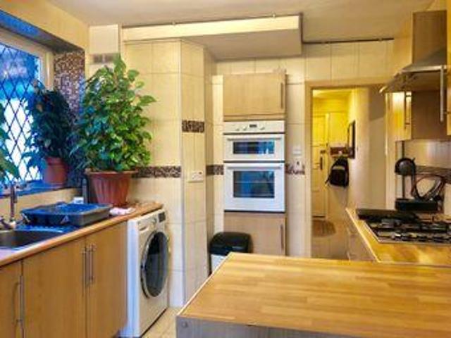 House for sale in Edgware, Greater London
