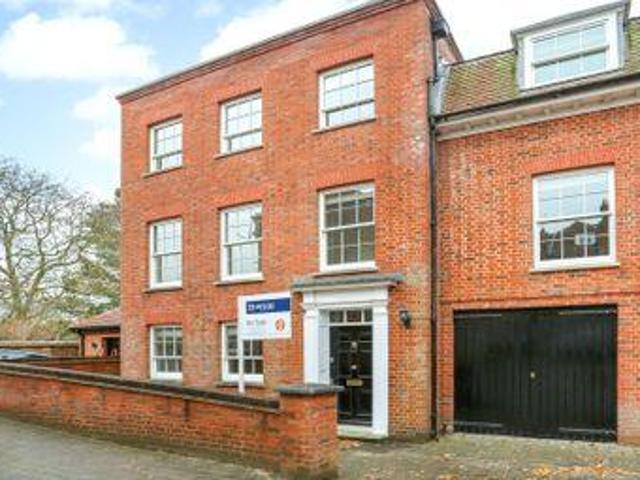 House for sale in Lambourn, West Berkshire