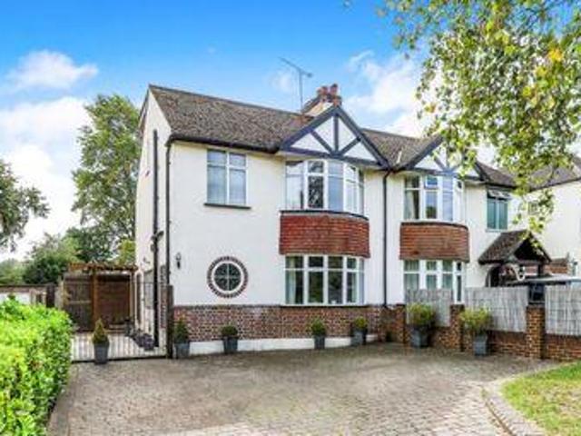 House for sale in Pachesham Park, Surrey