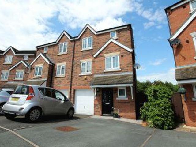 House for sale in Stoke-on-Trent