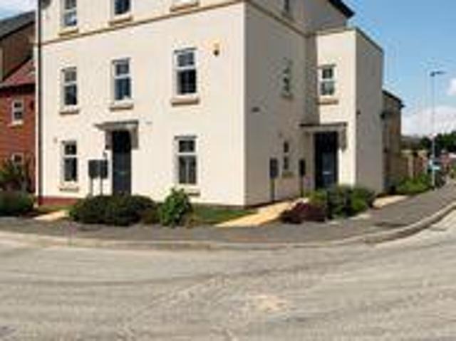 House for sale in Pontefract, West Yorkshire