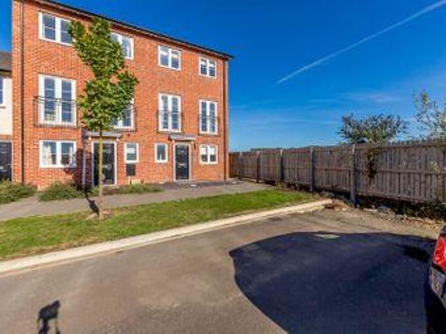 House for sale in Castleford, West Yorkshire