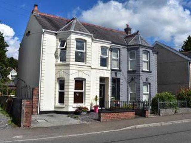 House for sale in Ammanford, Wales
