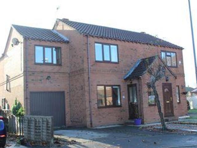 House for sale in Knottingley, West Yorkshire