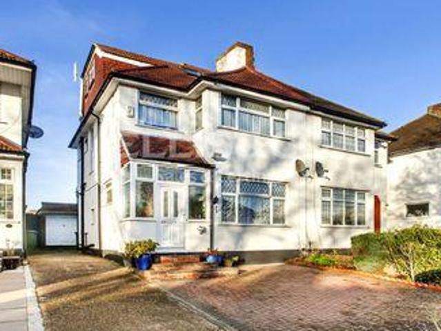 House for sale in Little Stanmore, Greater London