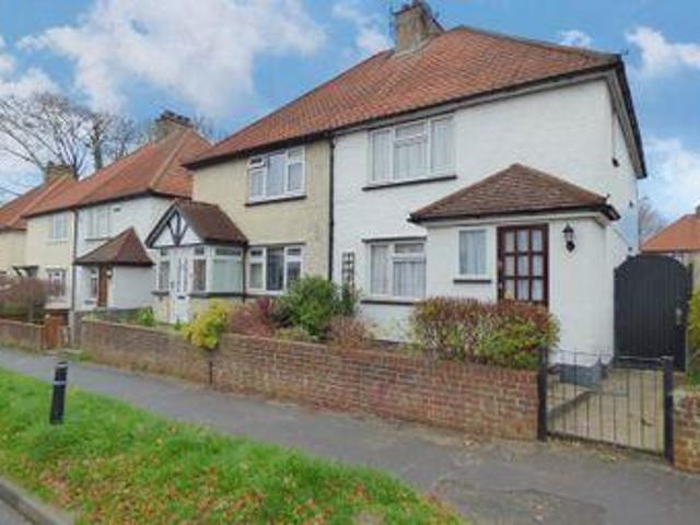 House for sale in Pachesham Park, Surrey