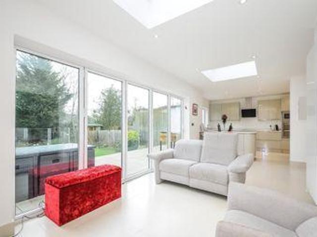 House for sale in Edgware, Greater London