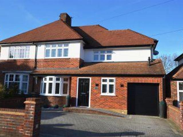House for sale in Worcester Park, Greater London