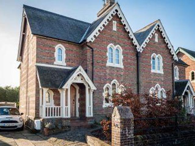 House for sale in Uckfield, Cross In Hand