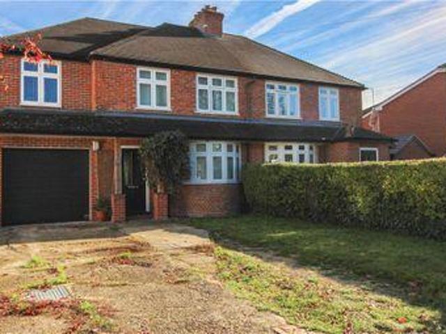 House for sale in Heol-las, Surrey