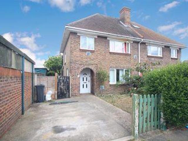 House for sale in Greater London